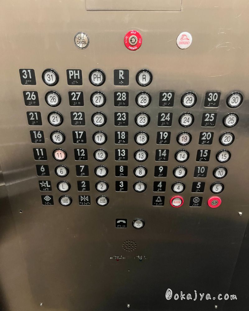 パシフィックモナークホテルのエレベーター